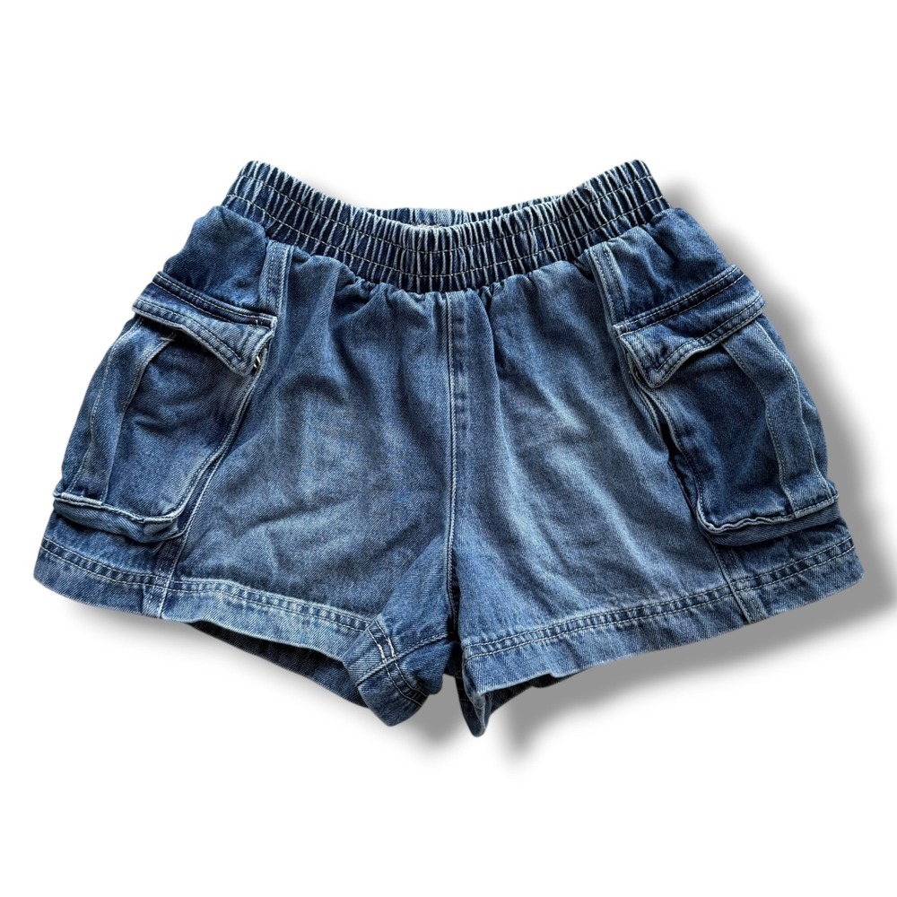 Forever 21 Women's XS Medium Wash Denim Elastic Waist Cargo Jean Shorts Utility